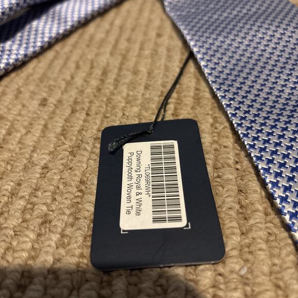 CHARLES TYRWHITT Downing Royal & White Woven Puppytooth Silk Tie NWT - Picture 2 of 9
